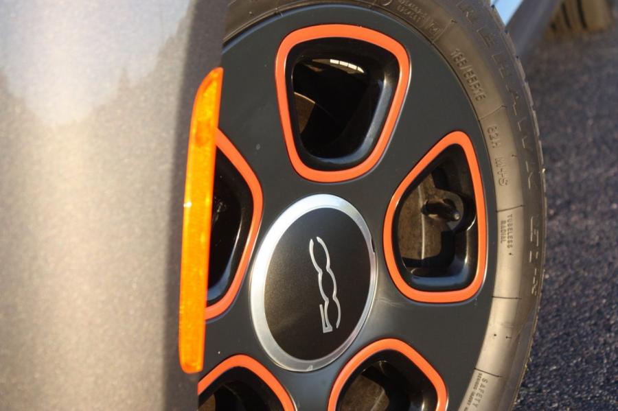  Fiat 500e 2013 года  (фото 119 из 141)
